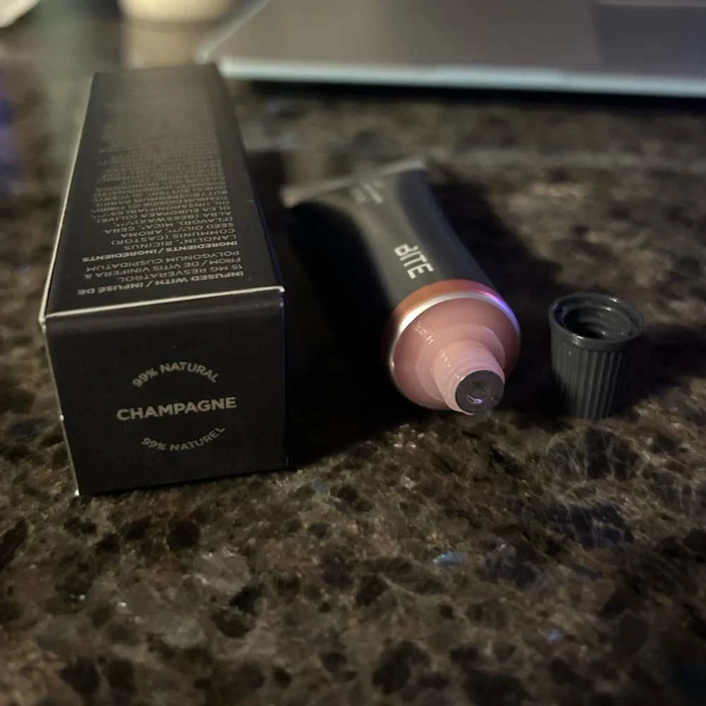 Bite Beauty Agave Lip Mask in Champagne